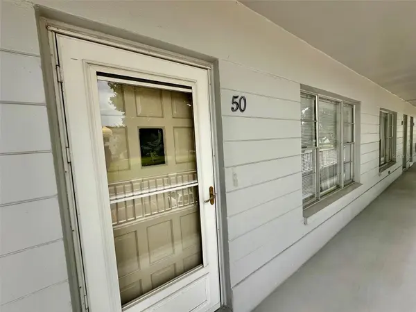 2100 WORLD PARKWAY BLVD #50, Clearwater, FL 33763