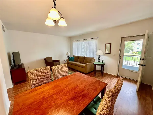 2100 WORLD PARKWAY BLVD #50, Clearwater, FL 33763