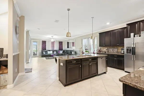 9650 IVORY DR, Ruskin, FL 33573