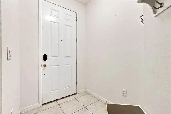 6252 CAMINO DR, Apollo Beach, FL 33572