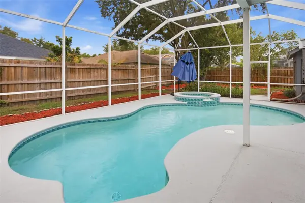 4634 RIVER OVERLOOK DR, Valrico, FL 33596