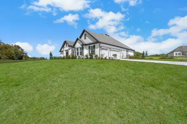 3841 SADDLE HILL TRL, Fruitland Park, FL 34731