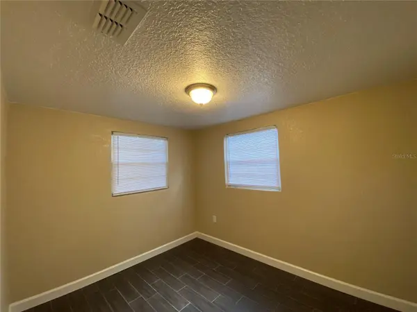 37147 MARLU LN, Dade City, FL 33525