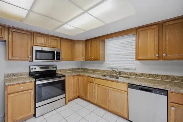 8207 DEDHAM DR, Port Richey, FL 34668