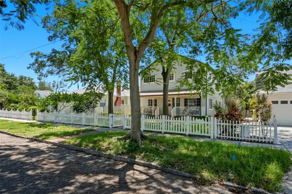 2720 10TH ST N, St Petersburg, FL 33704