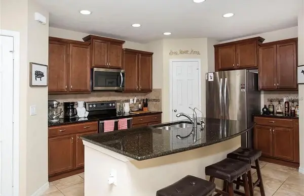 4745 SOMERSET HILL LN, Riverview, FL 33578