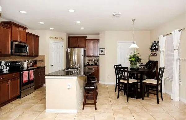 4745 SOMERSET HILL LN, Riverview, FL 33578