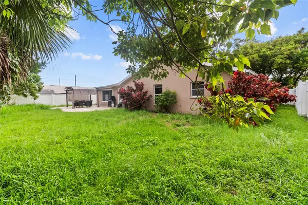 55 VELMA DR W, Largo, FL 33770