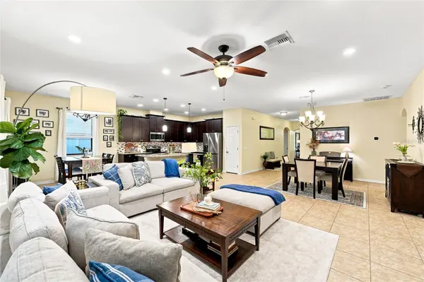 1008 OAKCREST DR, Brandon, FL 33510