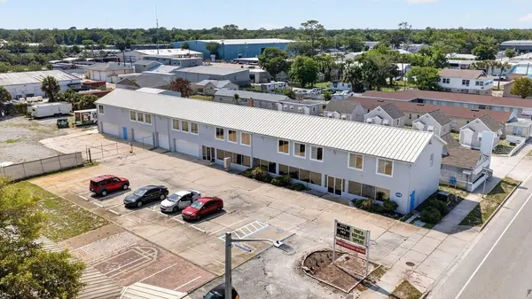 468 RIDGEWOOD AVE, Daytona Beach, FL 32117