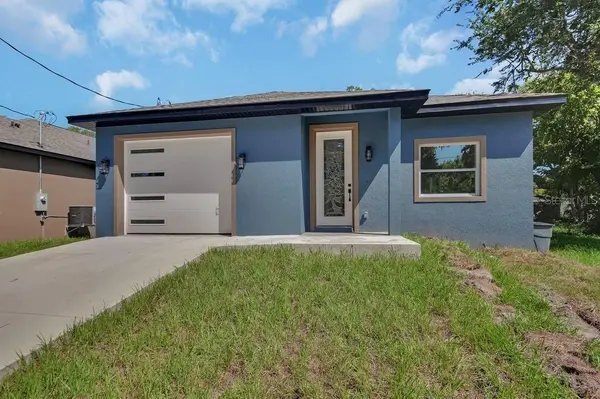 556 WALLACE ST, Daytona Beach, FL 32114
