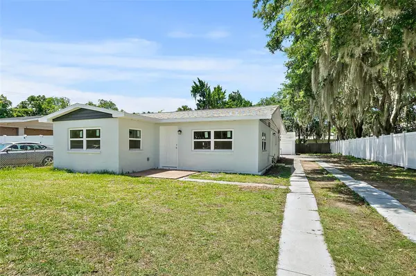 607 WAYNE AVE, New Smyrna Beach, FL 32168