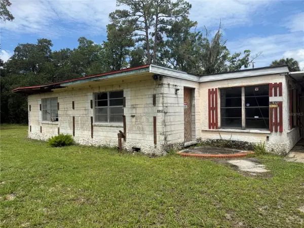 2857 W NEW YORK AVE, Deland, FL 32720