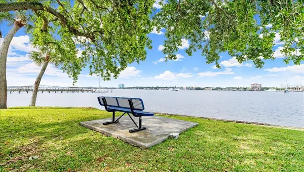 411 N HALIFAX AVE #304, Daytona Beach, FL 32118