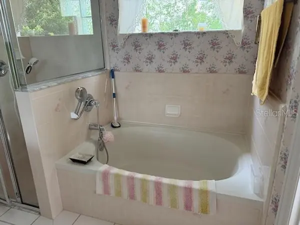 Address not disclosed, Deland, FL 32720