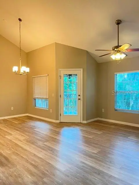 970 N SPRING GARDEN AVE #122, Deland, FL 32720