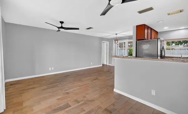 1309 SUWANEE RD, Daytona Beach, FL 32114