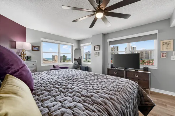 4 OCEANS WEST BLVD #705D, Daytona Beach, FL 32118