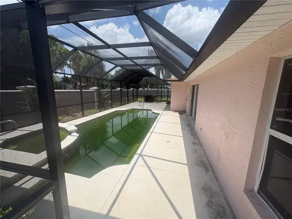128 SPINNAKER CIR, South Daytona, FL 32119