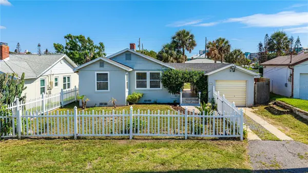 129 ROSALYN AVE, Daytona Beach, FL 32118