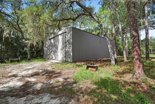 1530 DEERMOSS LN, Deland, FL 32720