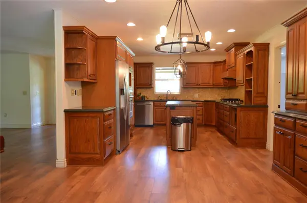 308 N SALISBURY AVE, Deland, FL 32720