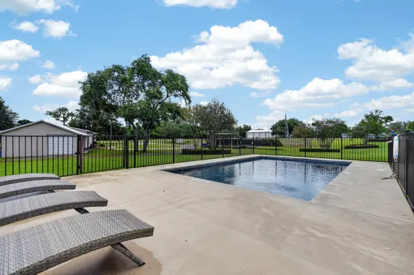 350 FOX HOLLOW FARMS RD, Pierson, FL 32180