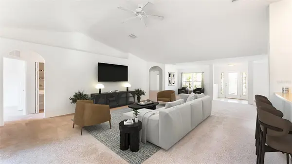 8 WHITE HURST LN, Palm Coast, FL 32164
