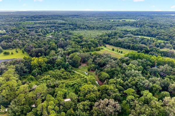 1980 LAKE HIRES RD, De Leon Springs, FL 32130