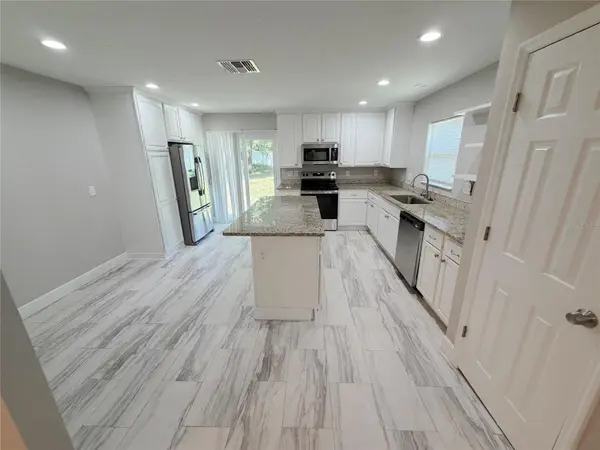 312 WADE AVE, Deland, FL 32724