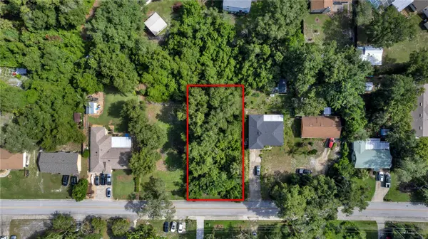 132 COLOMBA RD, Debary, FL 32713