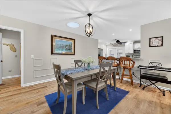 8 MIMOSA TRL, Ormond Beach, FL 32174