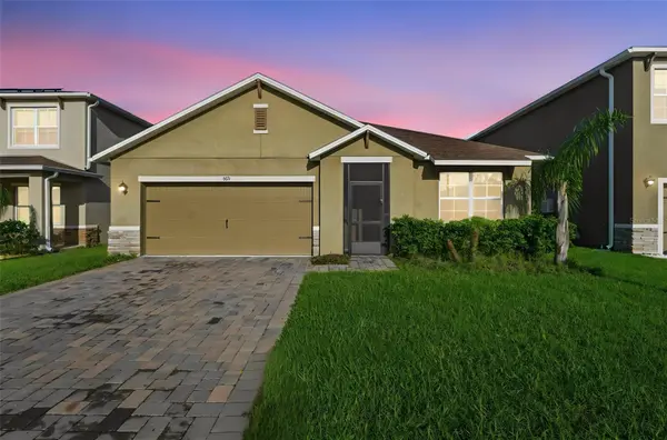895 LAZIO CIR, Debary, FL 32713