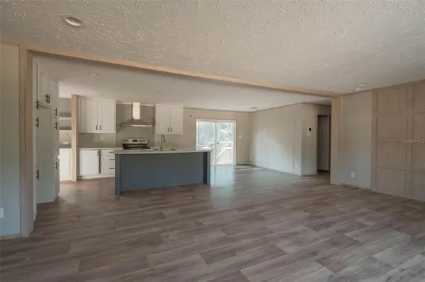 8719 N PRESNELL TER, Dunnellon, FL 34433