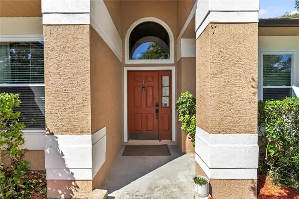 1907 WESTBOURNE DR, Oviedo, FL 32765