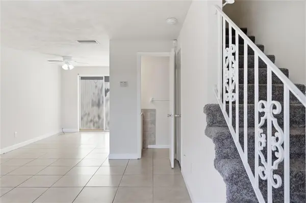 1600 S PALMETTO AVE #111, South Daytona, FL 32119
