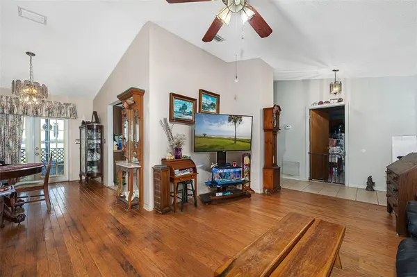 2372 MITCHELL ISLAND RD, Deltona, FL 32738