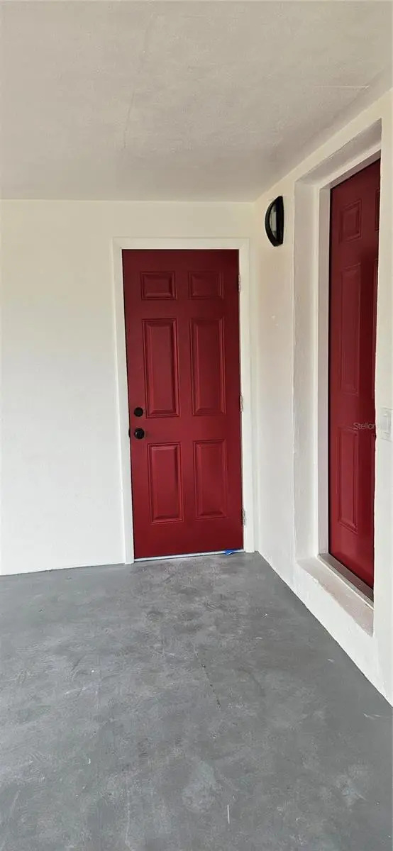 1304 HILLCREST DR, Daytona Beach, FL 32114