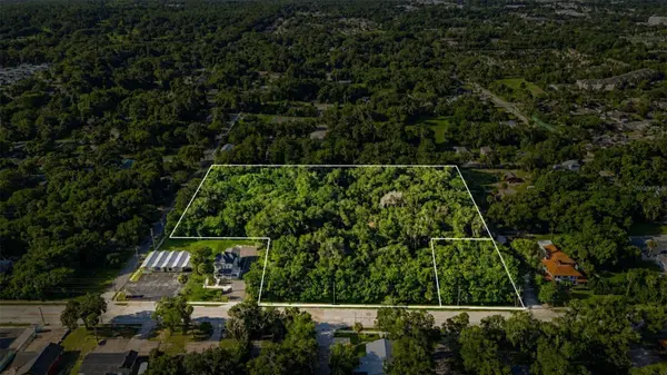 E NEW YORK AVE, Deland, FL 32724
