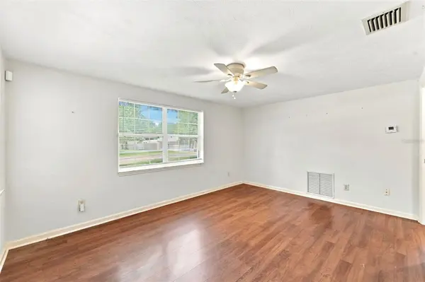 44 VOLUSIA DR, Debary, FL 32713