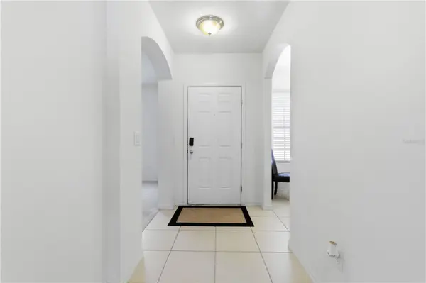 802 GRAND PARK CT, Deland, FL 32724
