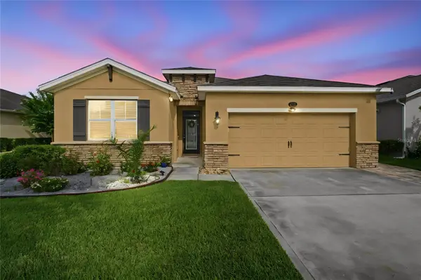 632 E VICTORIA TRAILS BLVD, Deland, FL 32724