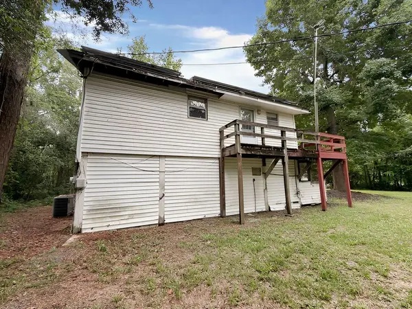 109 HANPARD LN, Palatka, FL 32177