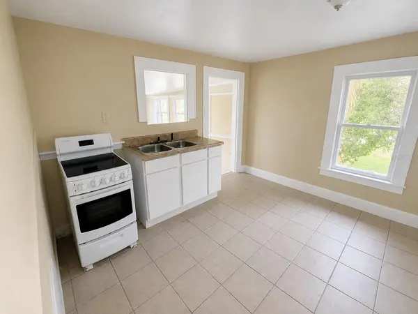 308 N PENINSULA DR, Daytona Beach, FL 32118