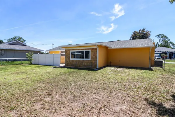 582 RIDGEWOOD ST NW, Port Charlotte, FL 33952
