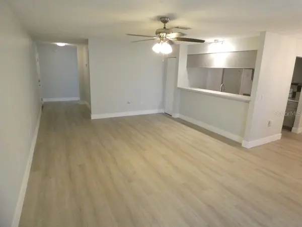 1024 10TH CIR SE, Largo, FL 33771