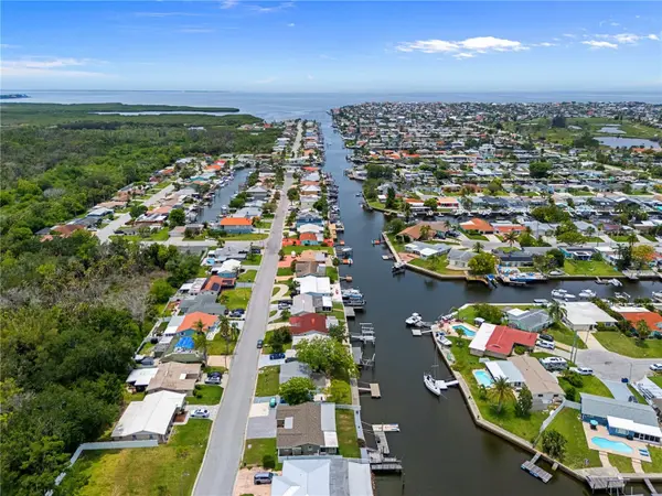 4865 SHELL STREAM BLVD, New Port Richey, FL 34652