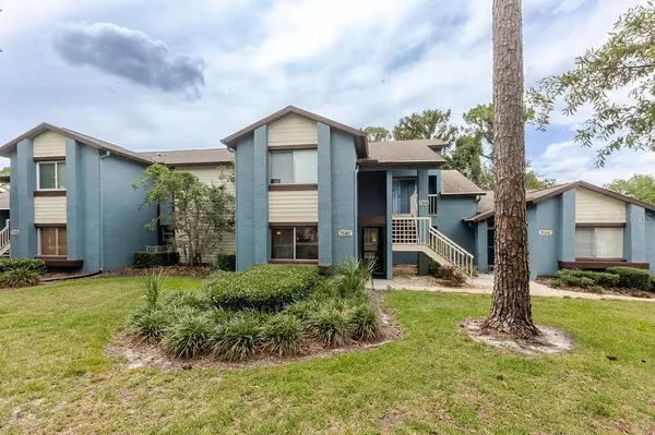 7560 ST ANDREWS BLVD #7560, Weeki Wachee, FL 34613
