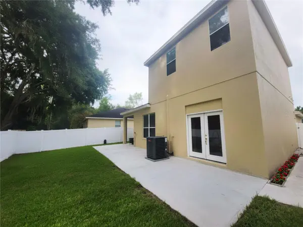 8604 TIDAL BREEZE DR, Riverview, FL 33569