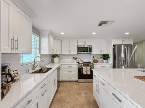 5008 DORY DR, New Port Richey, FL 34652